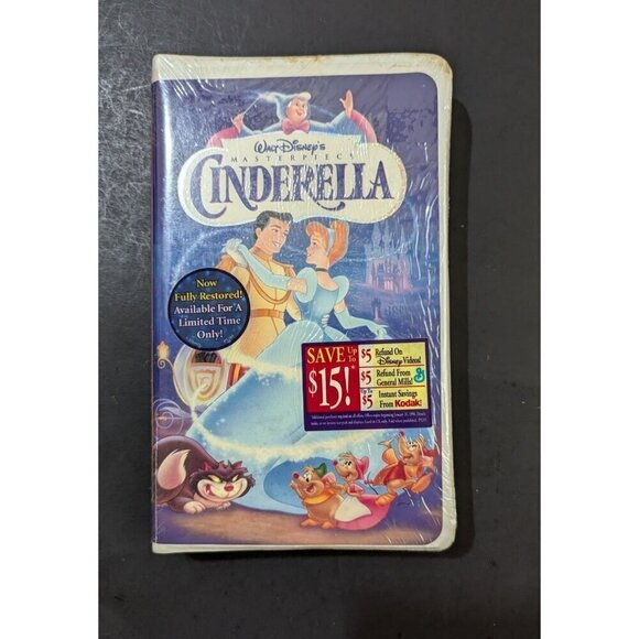 Walt Disney's Cinderella VHS New Sealed 1995 Clamshell Case - Picture 1 of 8